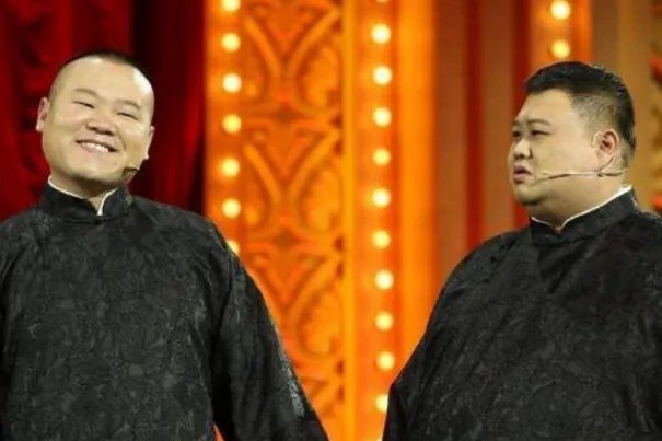 林更新偶遇神似岳云鹏的乐高，你觉得像吗？