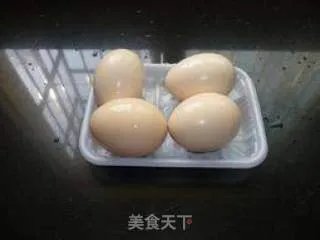 三月三，煮鸡蛋