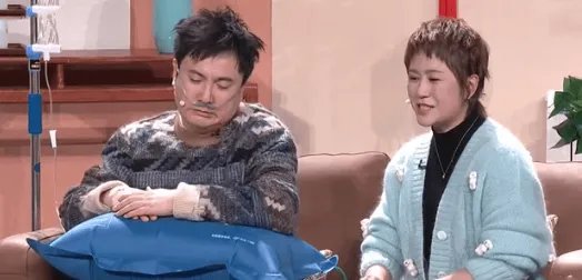 沈腾、马丽、常远在2022年春晚表演的小品《还不还》，属于什么水平？