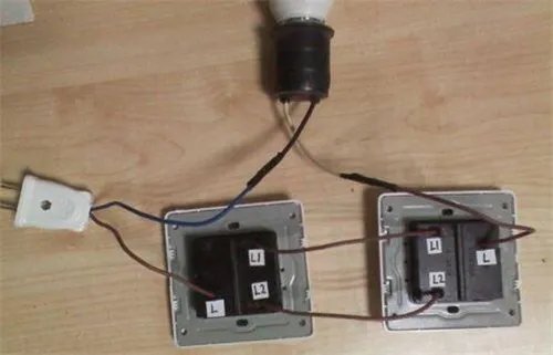 双联双控开关什么意思