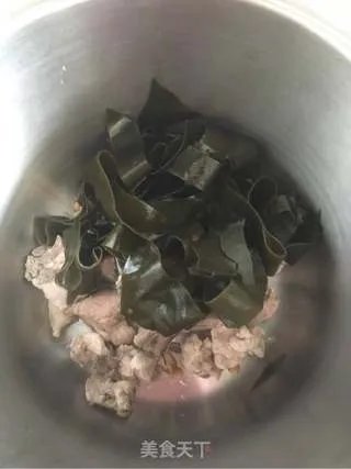 黄豆海带排骨汤