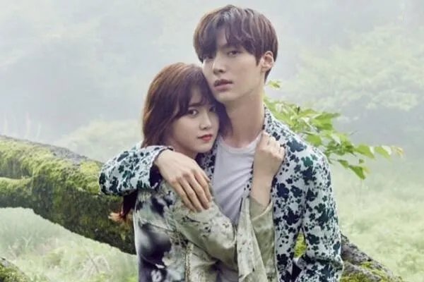 金智妮恋情遭D社曝光，还有哪些明星的恋情是被D社曝光的？