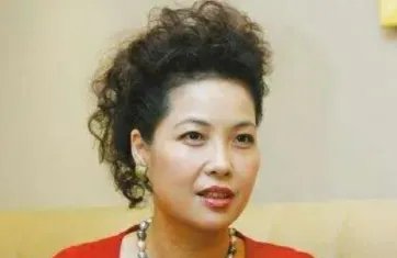 梦鸽下嫁李双江，前后两次流产，是真爱还是另有原因？