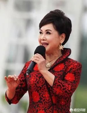 如何在K歌聚会时成为一个全能麦霸？