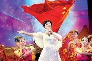 王菲唱的我和我的祖国有炒作的痕迹吗？我没觉得特别出彩啊，感觉这个营销是个高手？