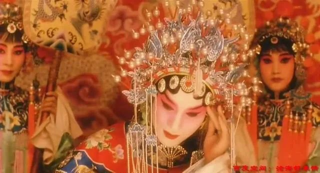 为什么把唱戏的称做“老板”？