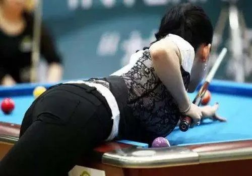 潘晓婷回应胸部撞球事件，你认为当时有犯规吗？