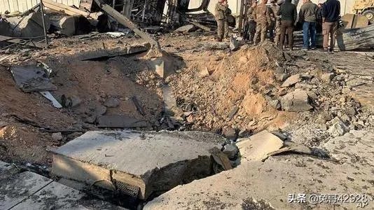 假设伊朗要发展洲际导弹，有哪些技术难题？最少要多大的射程才能威胁到美国东海岸？