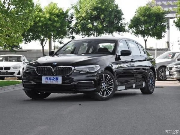 玛莎拉蒂把Ghibli的价格打下来了！2.0T+48V轻混 这价格 香！