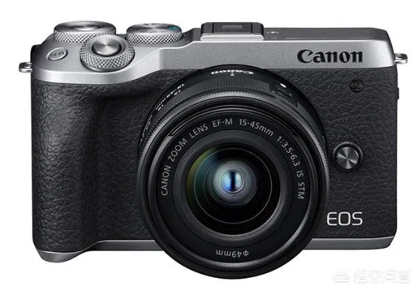 现在买佳能的m6微单过时了吗？m6二代太贵了对我来说，新手入门？