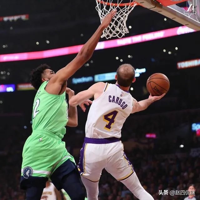 知道是我运气好还是湖人全场比赛都成了大囧集锦一个赛一个地搞笑