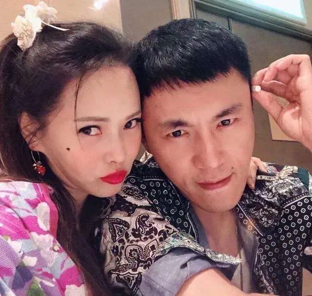 为什么说是伊能静缩小了秦昊与同学章子怡的差距？