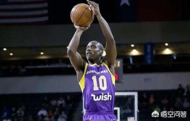 你觉得安德烈英格拉姆为什么让球迷如此感动？