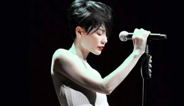 水调歌头曲谱王菲