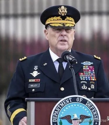 特朗普拒绝承诺「和平交权」，美军方表态：不会介入总统选举，对此你怎么看？