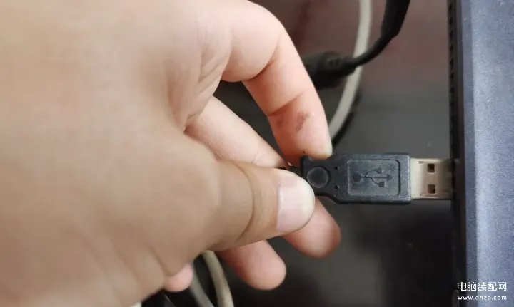 laserjetm1136mfp怎么连接（打印机连接电脑的方法详解）