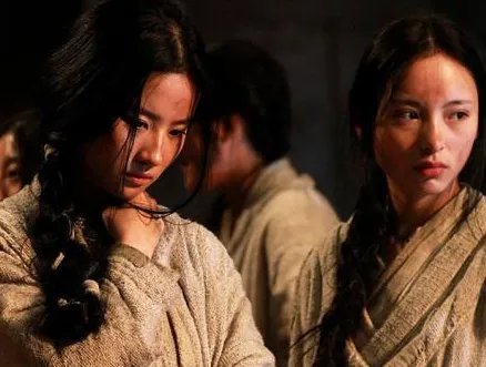 古代审讯手段都是用刑具招供 对待女囚犯又有什么不同