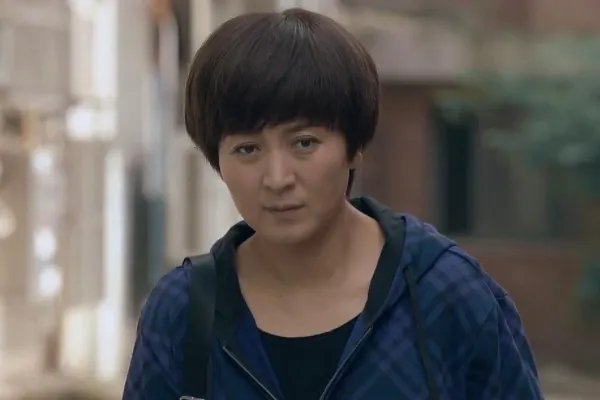 闫学晶被指又离婚，她现任老公是谁？