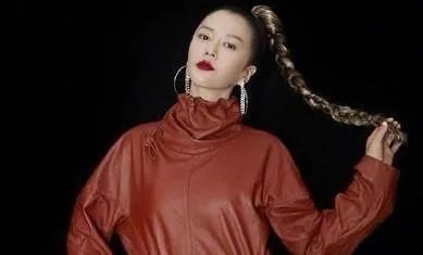 谭维维改编的《敢问路在何方》，你听了吗？感觉怎么样？