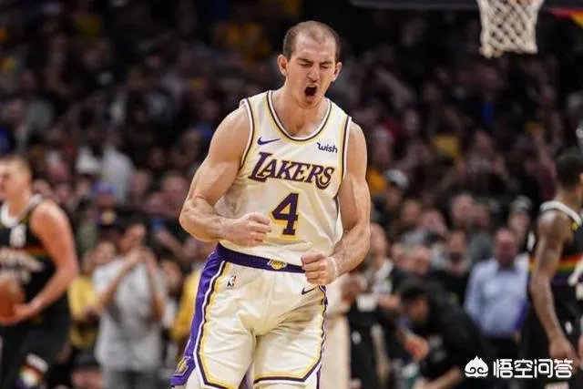 知道是我运气好还是湖人全场比赛都成了大囧集锦一个赛一个地搞笑