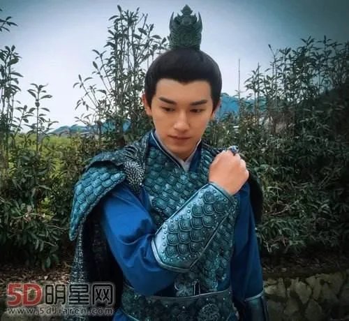 如何评价演员杨旭文？