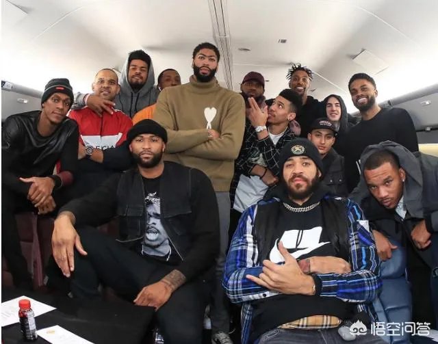 知道是我运气好还是湖人全场比赛都成了大囧集锦一个赛一个地搞笑