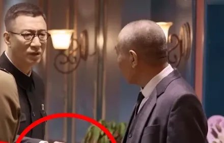 时隔12年被孙红雷一眼认出的群众演员,叫什么名字?