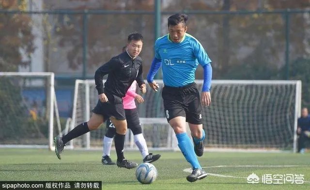 范志毅队友年龄造假被官方禁赛8年!老甲A联赛也造假?真是不要脸,你怎么评价?