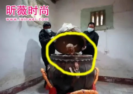 老和尚坐缸3年 开缸后震惊全场（图文）