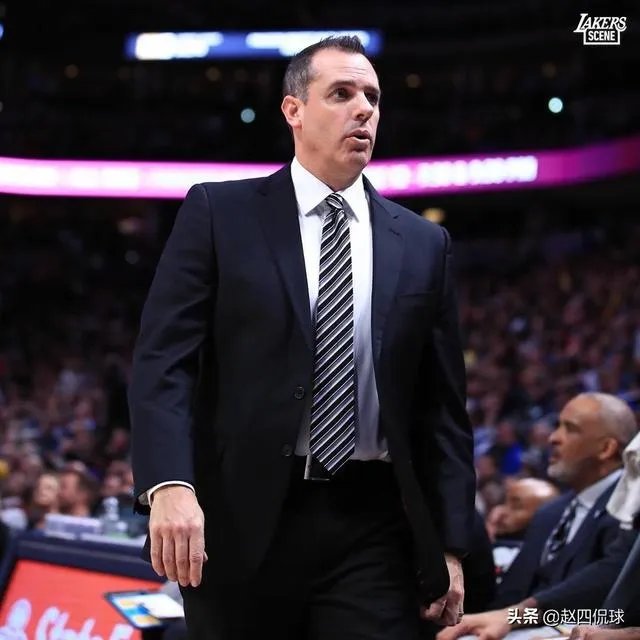 知道是我运气好还是湖人全场比赛都成了大囧集锦一个赛一个地搞笑