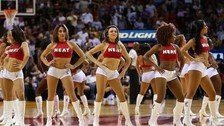 NBA拉拉队颜值第一的是哪个队？