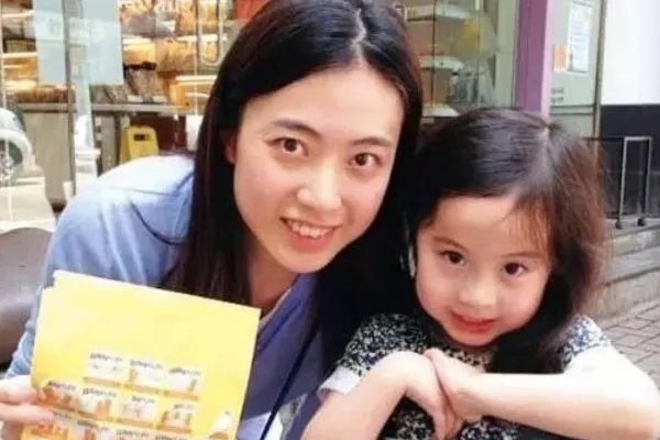 刘銮雄太太为什么消费很吓人？