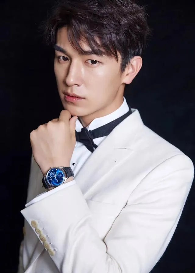 如何评价演员杨旭文？