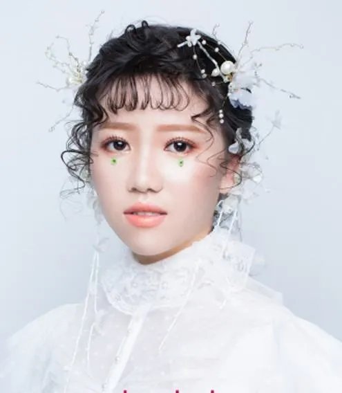 南京哪所化妆学校学化妆比较靠谱？