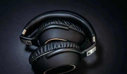 降噪蓝牙耳机哪款好_2020主动降噪耳机推荐