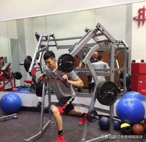 曾被球迷寄予厚望的周琦，在经历世界杯后，还能扛起男篮大旗吗？