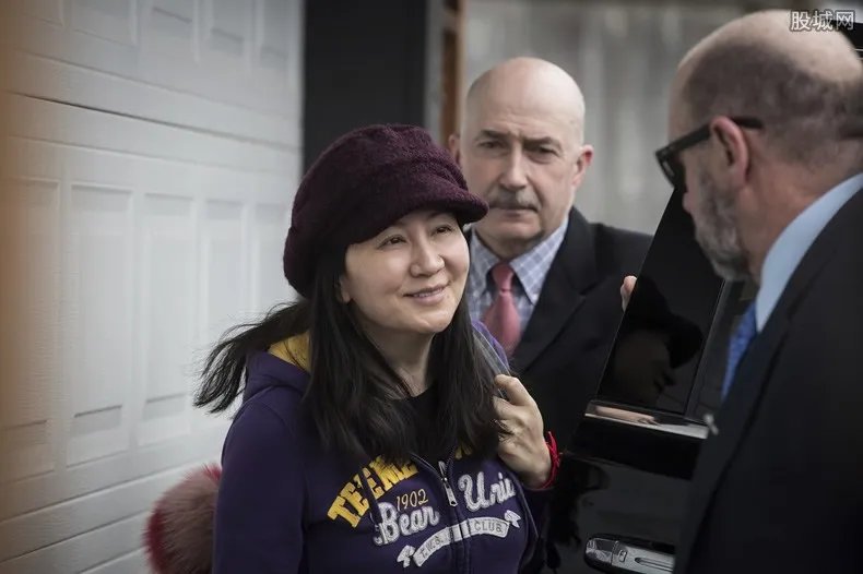 华为回应孟晚舟案 过去32个月中孟晚舟经历了什么