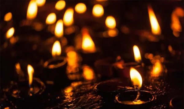 古墓中的长明灯能燃千年,这背后是哪样的原理?