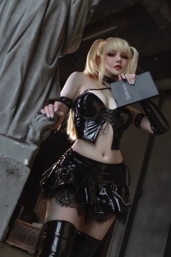 凹凸有致尽显风情！肉感长腿御姐“Grusha”攻略美图！