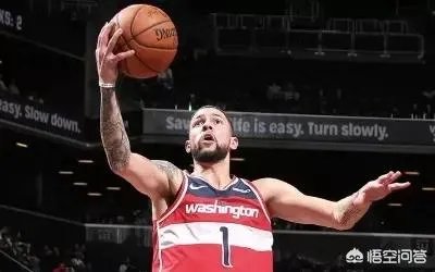 火箭将于小里弗斯签下保障合同，小里弗斯能力怎么样？火箭为什么要签他？