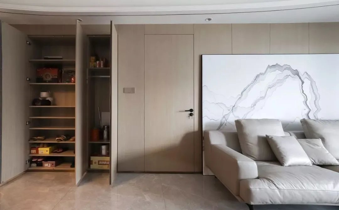 环球家居适合中国家庭的“隐形门”