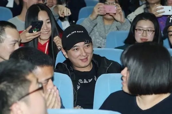 试水五亿打水漂,还遭到冻结资产,王思聪到底做了什么?