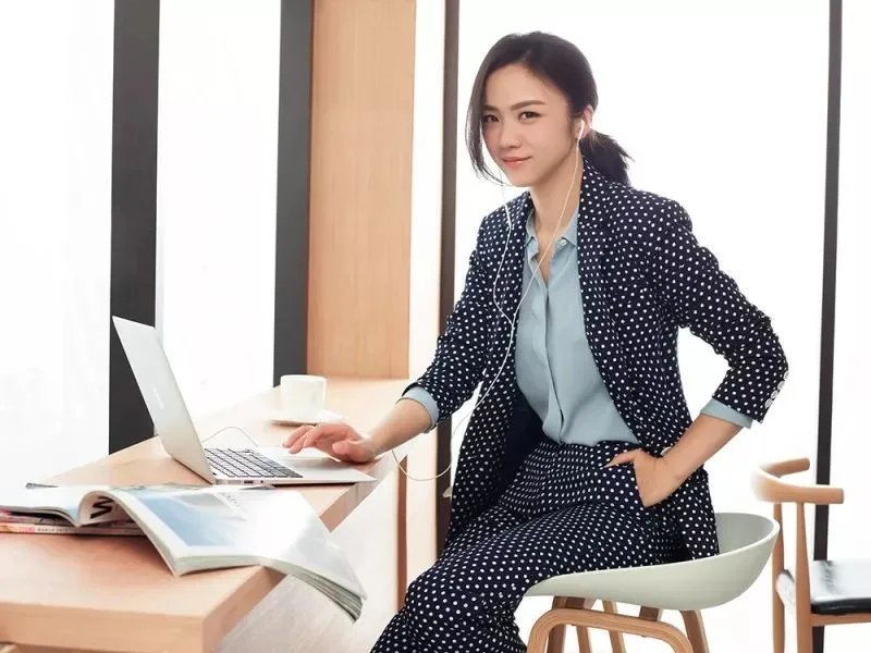 按照李安的要求，汤唯留了八个月的腋毛，终于一炮而红，对此你有什么看法？