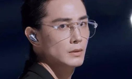 李承铉天上飞是什么时候的歌