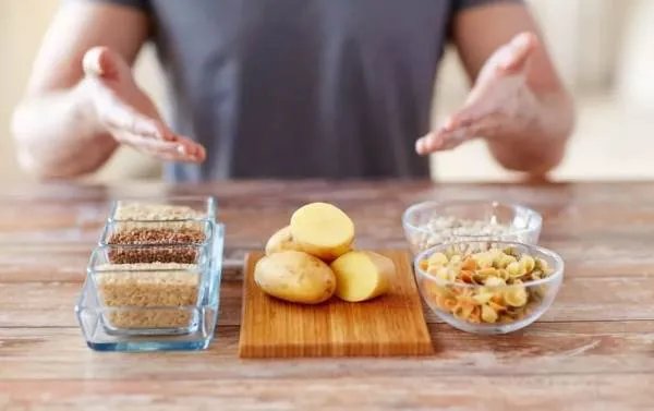 表演系女生和模特都是怎么保持身材的？