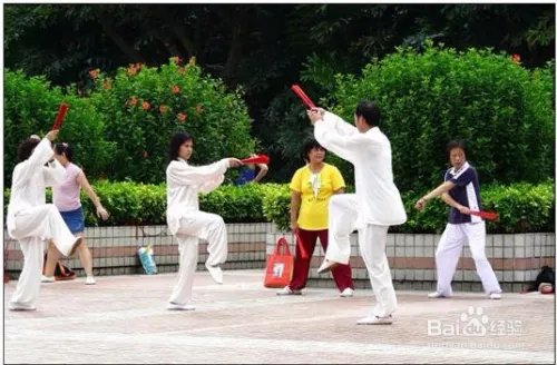 怎样防治老年斑