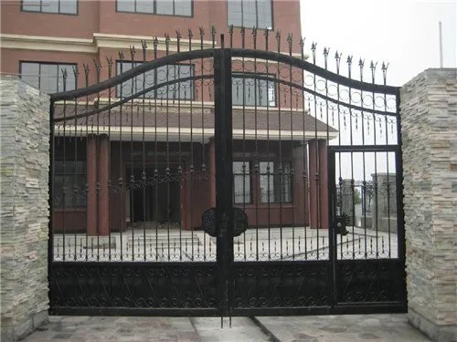 铁艺大门四大性能特点  铁艺大门贵不贵