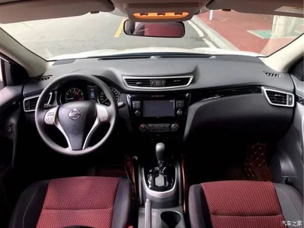 幽静的道路上，记下我与爱车逍客路边的美好时光！