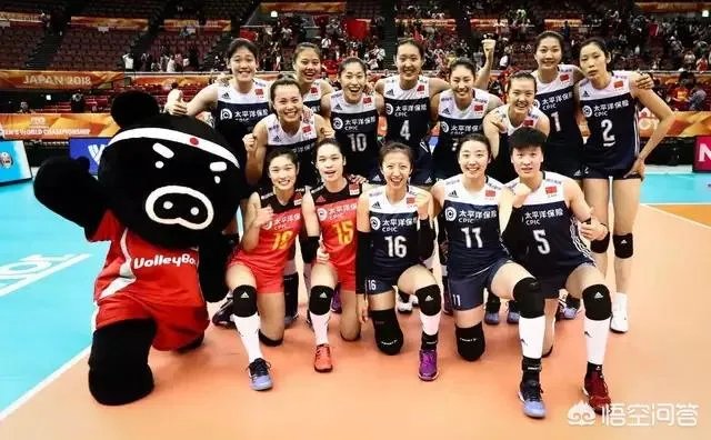 女排世锦赛中荷大战第三局,朱婷为什么罕见动怒,袁心玥还一旁尬笑,当时发生了什么?