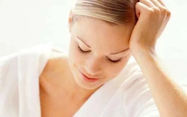 抬头纹消除方法